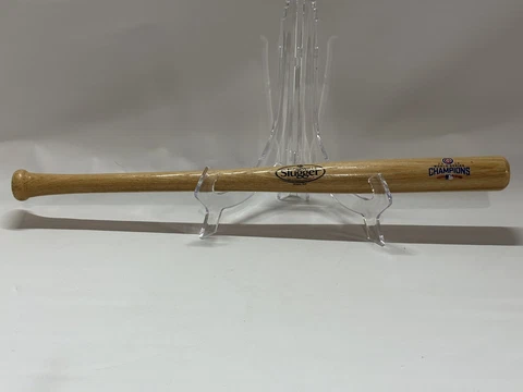 CHICAGO CUBS 2016 WORLD SERIES CHAMPIONS~NEW 18" MINI SOUVENIR WOOD BASEBALL BAT Cover