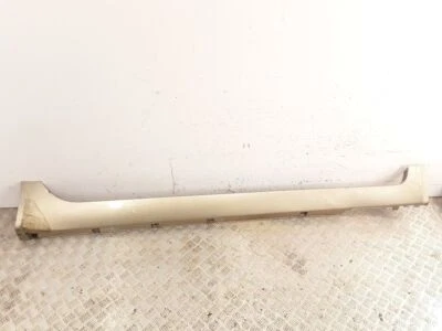 Nissan Primera P12 2.2 DCi 93kw 2003 Hatch Right Sideskirt Plastic Sill 76850AU3 - Image 1 of 4