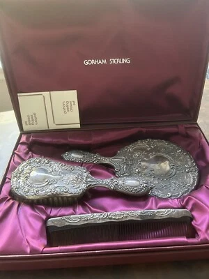 JUEGO DE 3 TOCADOR GORHAM PLATA ESTERLINA 23 PEINE CEPILLO ESPEJO BUTTERCUP EN CAJA  Foto 1 de 4