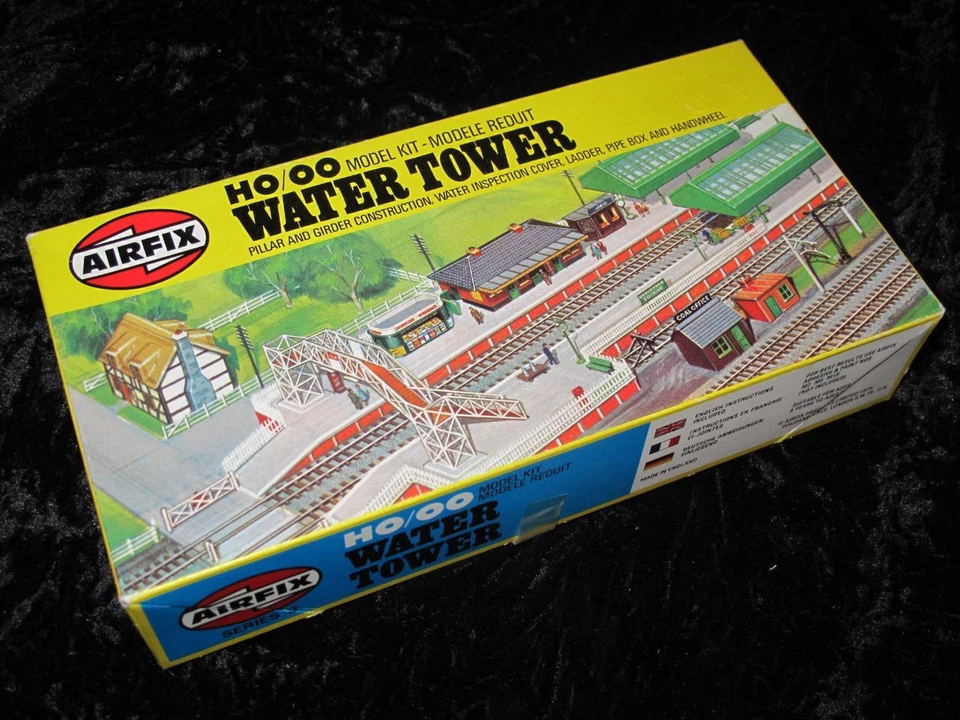 AIRFIX HO/OO MODEL RAILWAY KIT WATER TOWER Unmade in Type 6 Box - Image 1 of 1