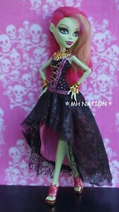 Monster High Draculaura's 13 WISHES Outfit - NO DOLL