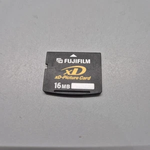 xD Picture Memory Card 16MB Fujifilm Type S - Picture 1 of 2
