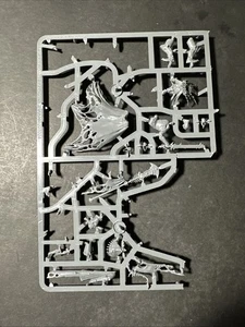 Warhammer Fantasy: Nighthaunt Spirit Hosts Bit On Sprue B1753 - Foto 1 di 1