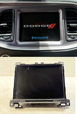 Dodge Charger Challenger 2015-2021 8,4" Uconnect radio multimedia sin navegación con código Foto 1 de 4