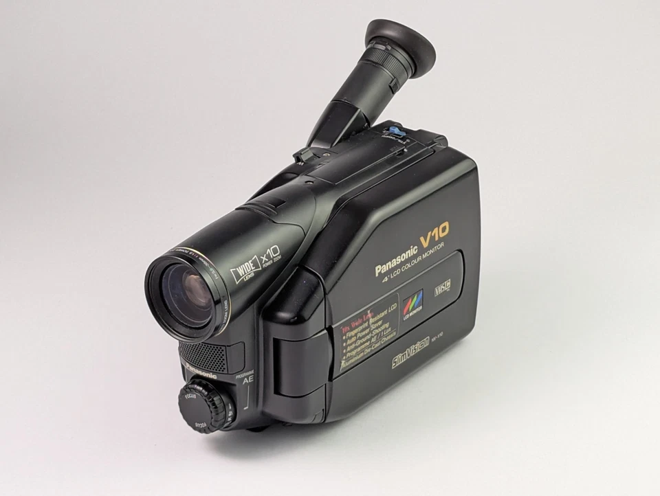 Vintage Panasonic NV-V10E VHSC Camcorder JAPAN - Partially Working - Imagen 1 de 4