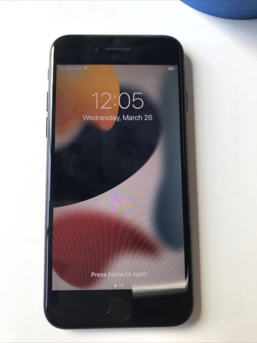 iPhone7 ブラック　128GB Apple [再生新品] 海外SIMシムフリー版 iPhone7 128GBマット