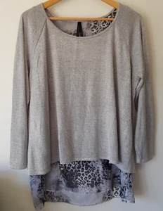 Ladies Long Sleeve Blouse by Crossroads Size 14 Lined Animal Print Split Back - Picture 1 of 4