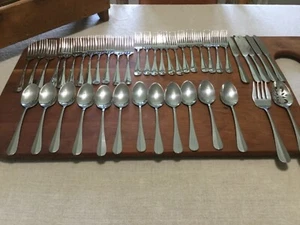 43 Piece Pfaltzgraff Everyday 18/0 Flatware - Picture 1 of 4
