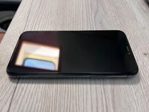 Apple iPhone 11 Pro A2215 (CDMA + GSM) - 64GB - Nachtgrün - Bild 1 von 9
