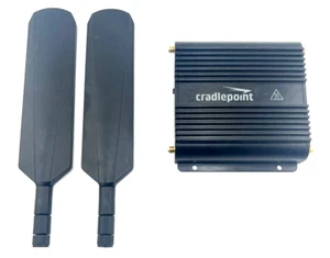 Router inalámbrico Cradlepoint LTE multiportador resistente IBR600B-LP4 Verizon, ATT, etc. - Imagen 1 de 16