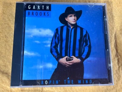 Q11-98 GARTH BROOKS Ropin’ The Wind - 1991 - CDP 7963302 - CAPITAL RECORDS Foto 1 de 4