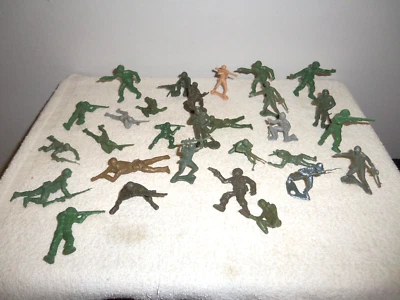 Lote De Colección Años 60 De (29) Figuras "Greenbrier, MPC y Premier Army Soldiers" Foto 1 de 4