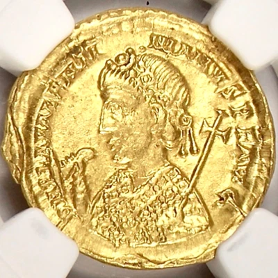 Oro AV Solidus Valentinian III Imperio Romano 425-455 AD Certificado NGC Ch XF-Roma Foto 1 de 4