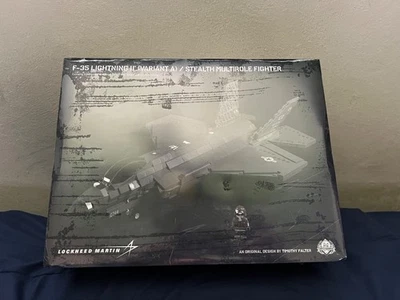 Brickmania BKM8062 - F-35 LIGHTNING II (Variant A) – Stealth Multirole Fighter - Image 1 of 4