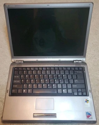 索尼 VGN-S260 便携式电脑,不通电。 用于零件或维修  — 第 1/4 张图片