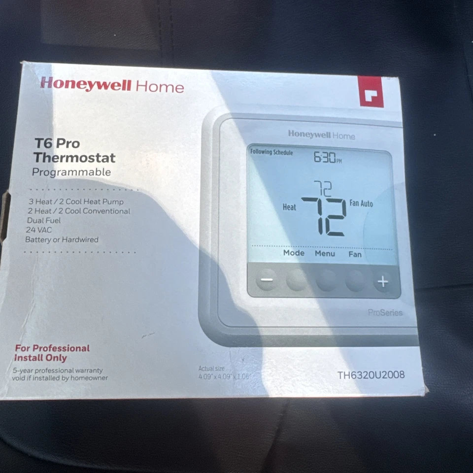 Honeywell T6 Pro Programmable Thermostat (TH6210U2001) - Image 1 of 1