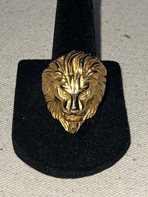 Pre-owned Gold Tone Lion Head Ring Size 8 - Image 1 of 4