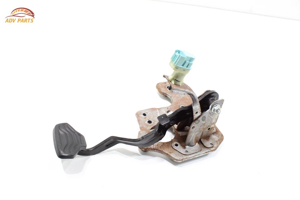 Ford Transit 250 2015-2019 pedal de parada de freno con soporte OEM Foto 1 de 4