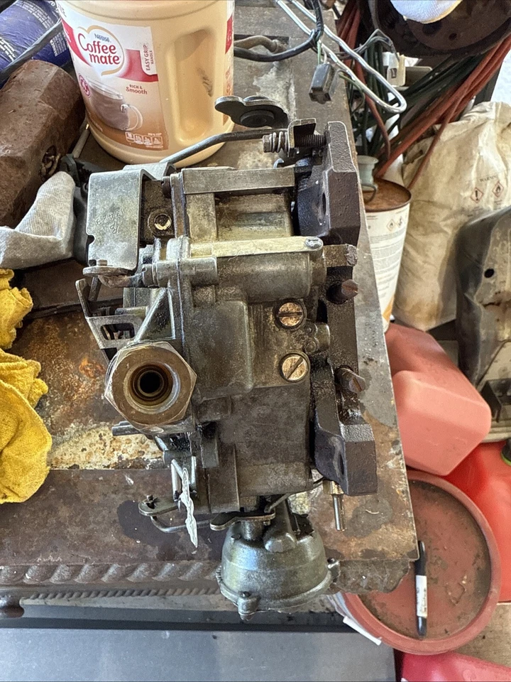 Carburador Oldsmobile 442 1965 (solo un año). Foto 1 de 4