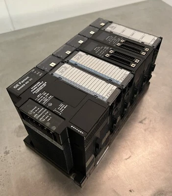 GE FANUC SERIES 90-30 PLC WITH POWER SUPPLY, I/O MODS, AND INPUT ANALOG - Image 1 of 4