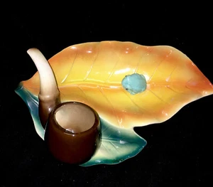 Vintage Pipe Ashtray Ceramic Leaf With Resting Pipe Frog Trinket Dish - Picture 1 of 10