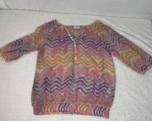 New York & Company Sheer Spring Top Med 3/4 Sleeve Blouse V-Neck Elastic Hem EUC - Picture 1 of 5