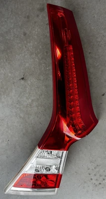 Luz trasera lateral derecha Volvo pasajero 31395924 para XC70 2014-2016 Foto 1 de 4