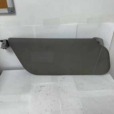 Ford F250 2001 vinilo gris parasol derecho *desvanecimiento* OEM#: F75B7804132A Foto 1 de 4