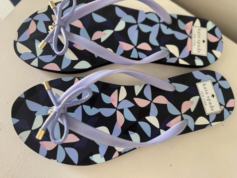 KATE SPADE NEW YORK Nova Lilac Shiny Flip Flops Size 10M NEW - Image 1 of 4