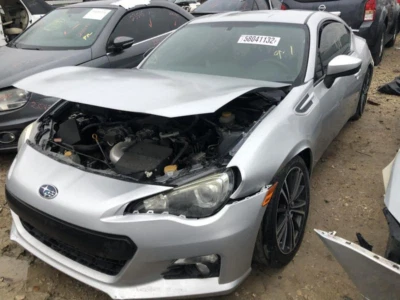 Suspensión de rodilla izquierda para conductor Subaru BRZ 2013-2020 OEM Foto 1 de 4