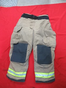 Mfg 2015 GLOBE G-XTREME 40 x 30 Firefighter Turnout Bunker Pants GEAR RESCUE TOW - Picture 1 of 11