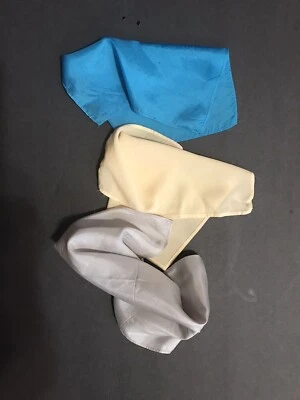 Cuadrados de bolsillo de color liso, lote de 3 Foto 1 de 4