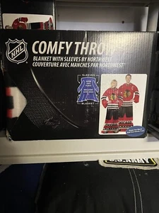 NHL Chicago Blackhawks￼ Comfy Throw with Sleeves ADULT SIZE - Picture 1 of 5