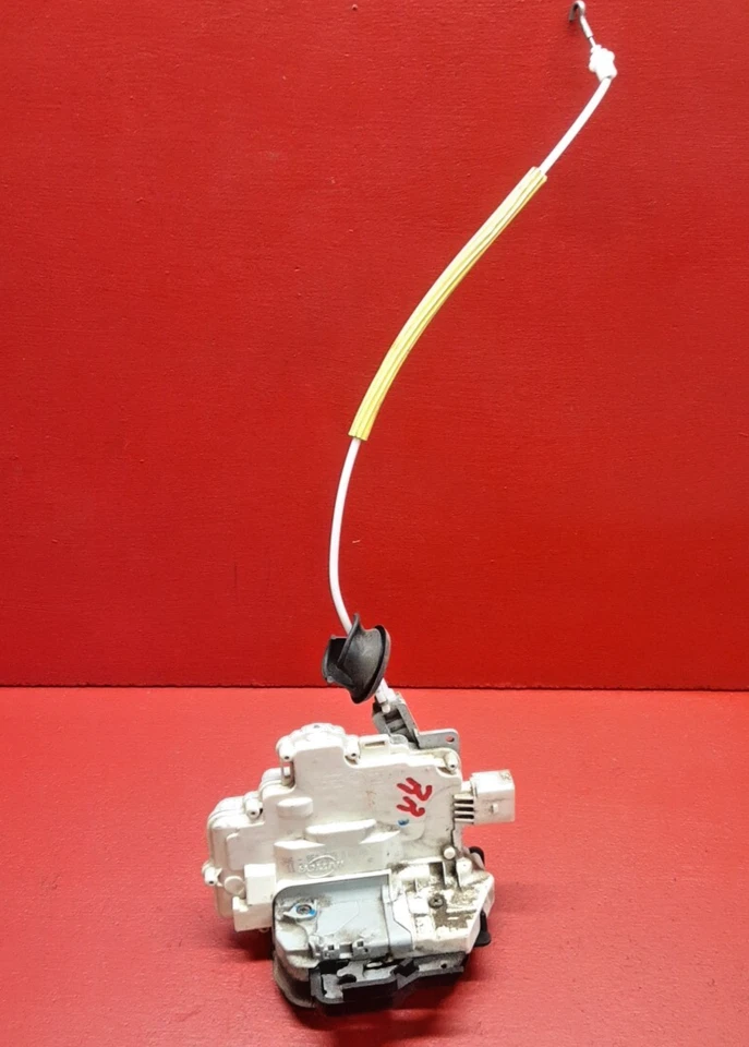 2003-2009 Audi A4 Quattro S4 RS4 Rear Right Passenger Door Latch Lock Assembly - Image 1 of 4