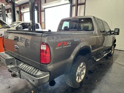 CAMIONETA PICKUP FORD F250SD DOBLE CABINA SIN TECHO CORREDIZO SIN CAJA DE TRANSFERENCIA MANUAL AUTOMÁTICA Foto 1 de 4