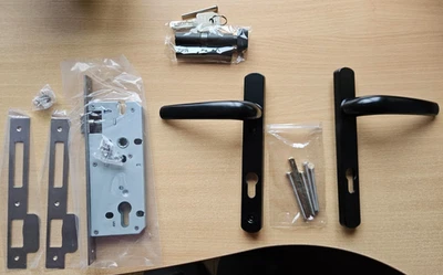 Lever Door Handle Set, Complete with Mortice Lock, Thumb Euro Cylinder - Black - Image 1 of 4