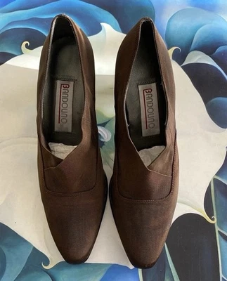 New Sz 7 Vintage Style Bandolino Pumps Shoes  - Image 1 of 4