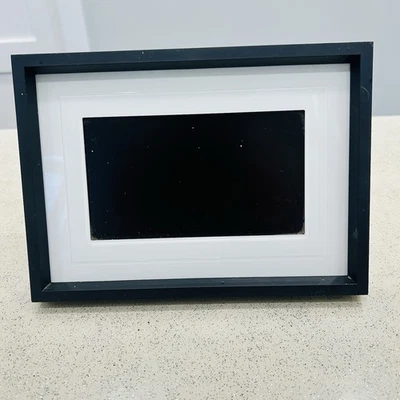 Kodak EasyShare M820 Digital Frame~DC 12V~18W~Black Frame~Freestanding/Hanging - Image 1 of 4