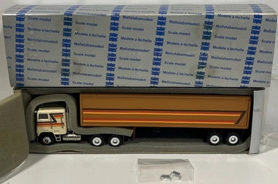 Conrad Products Scale Model 3020 Freightliner Diecast Semi Truck W. Germany - Image 1 of 4