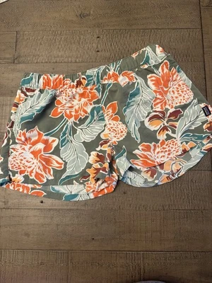 Pantalones cortos Patagonia para mujer M apenas holgados sin usar, en caja, campamento verde manoa estampado tropical Foto 1 de 4