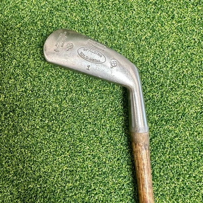 Medalha de ouro Spalding ponto cleek soco nogueira com eixo - Imagem 1 de 4