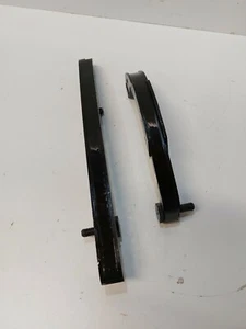 TRIUMPH 1050 SPRINT ST CAM CHAIN GUIDES 2005     (D7) - Picture 1 of 3