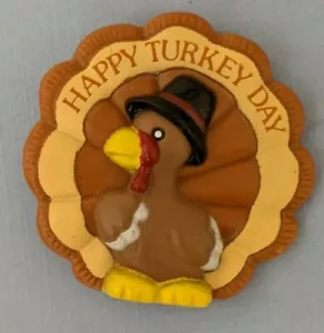 Vintage RUSS HAPPY TURKEY DAY! THANKSGIVING LAPEL PIN Badge Tom Turkey - Picture 1 of 5