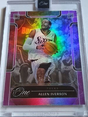 Panini One and One Allen Iverson #195 2023 púrpura/25 holograma - sellado de fábrica Foto 1 de 3