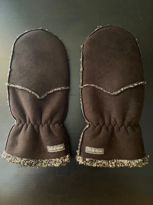 Mitones de gamuza sintética forrados de lana marrón Woolrich para mujer - talla grande Foto 1 de 4