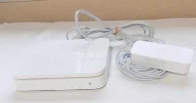 Apple Airport Extreme Base Station Model (A1354) Wireless Router 2009 - Image 1 of 4