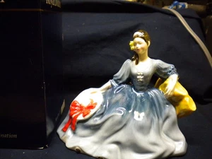 Royal Doulton Elyse HN2429 envío nacional gratuito 130467 - Imagen 1 de 6