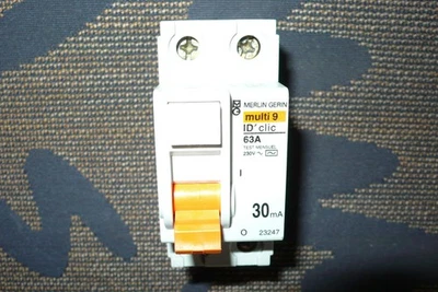 INTERRUPTEUR DIFFERENTIEL 63A 30mA, AC MERLIN GERIN 63AMPERE INTER. DIFF.  23247 - Photo 1/3