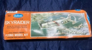 Guillows 904 1:35 Douglas A-1H Skyraider Balsa Aircraft Plane Model Kit - Picture 1 of 2