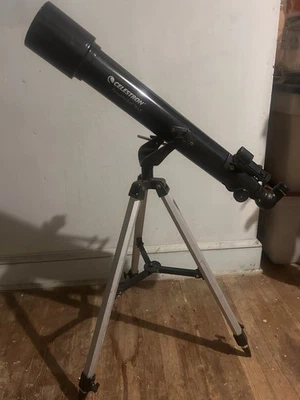 Celestron PowerSeeker A Foto 1 de 3